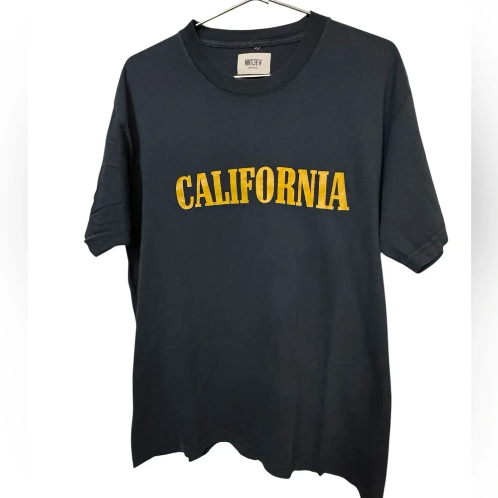 Navy Blue Distressed Mint Crew Los Angeles High End California T-Shirt Men’s M - Picture 1 of 4